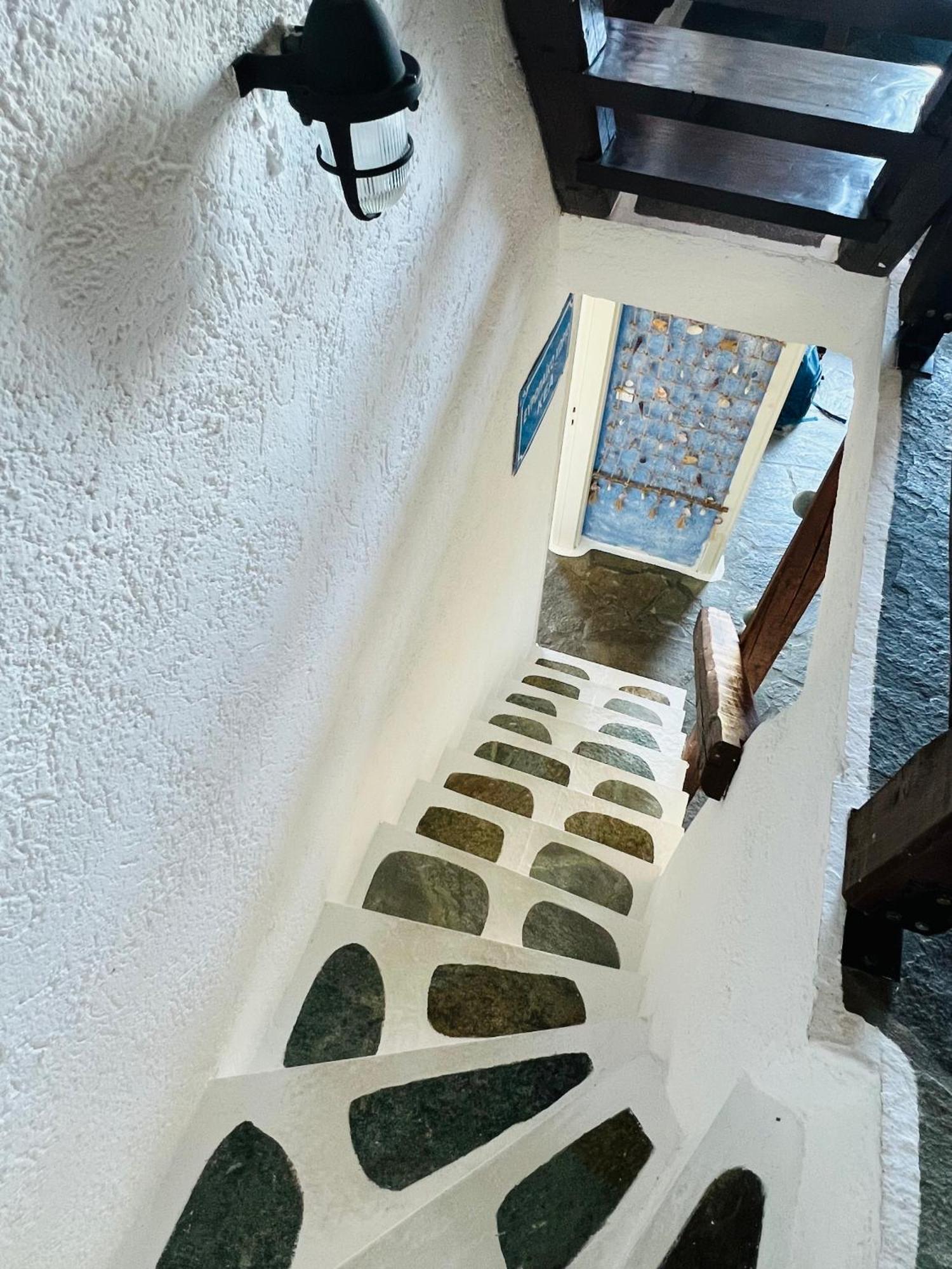 Pasithea House *