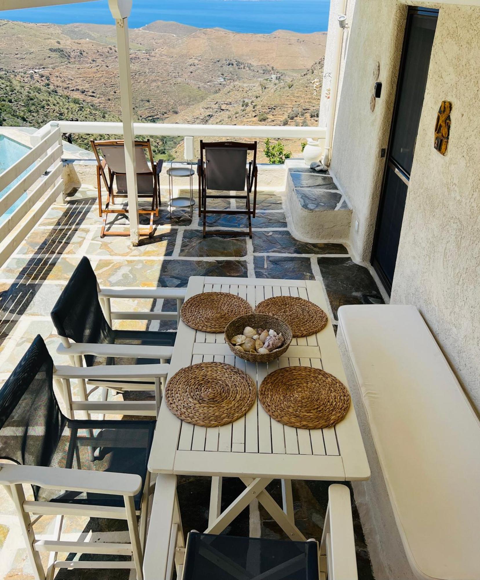 Pasithea House Ioulis